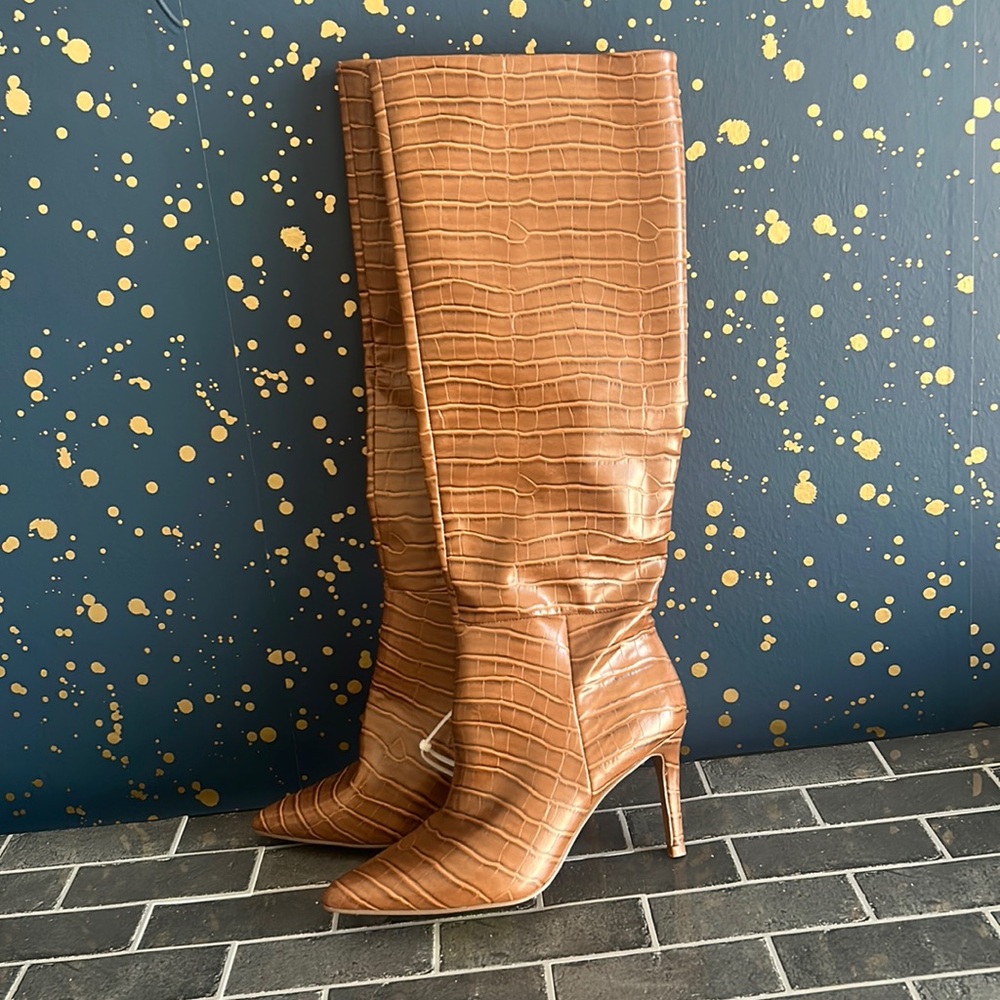 Steven size 6 Boot